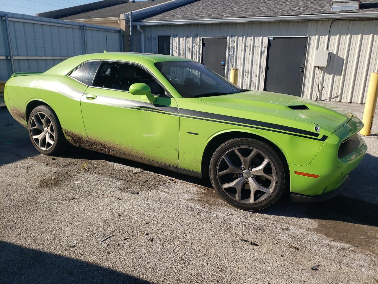 2015 Dodge Challenger VIN 2C3CDZBT1FH703273 Copart auction photo, vandalism / minor dent/scratches damage thumbnail 4