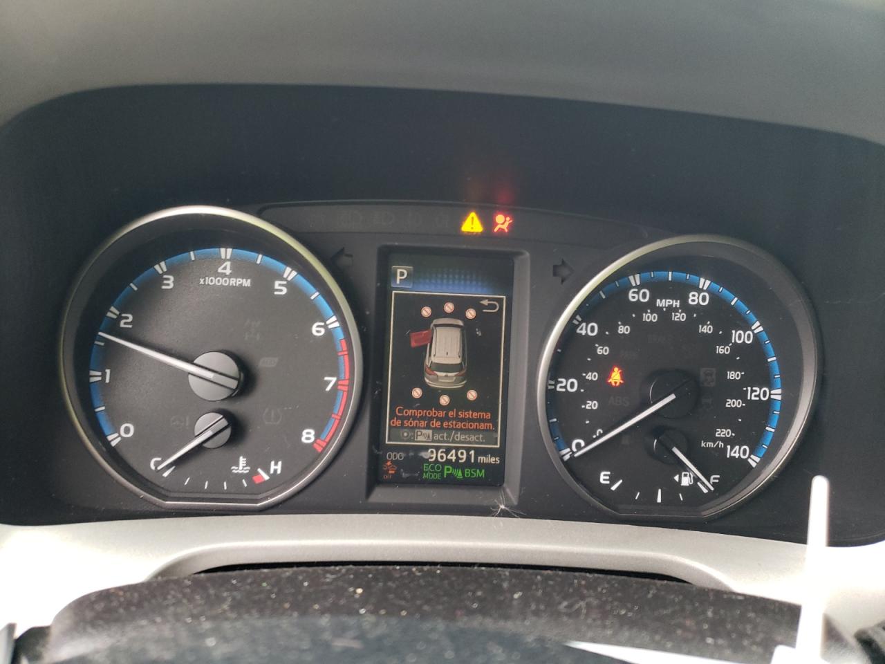 2018 Toyota RAV 4 VIN 2T3RFREV3JW748155 Copart auction photo, front end / rear end damage thumbnail 9