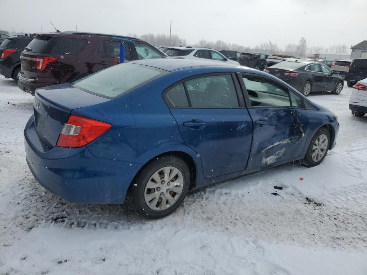 2012 Honda Civic VIN 19XFB2F53CE330813 Copart auction photo, side / minor dent/scratches damage thumbnail 3
