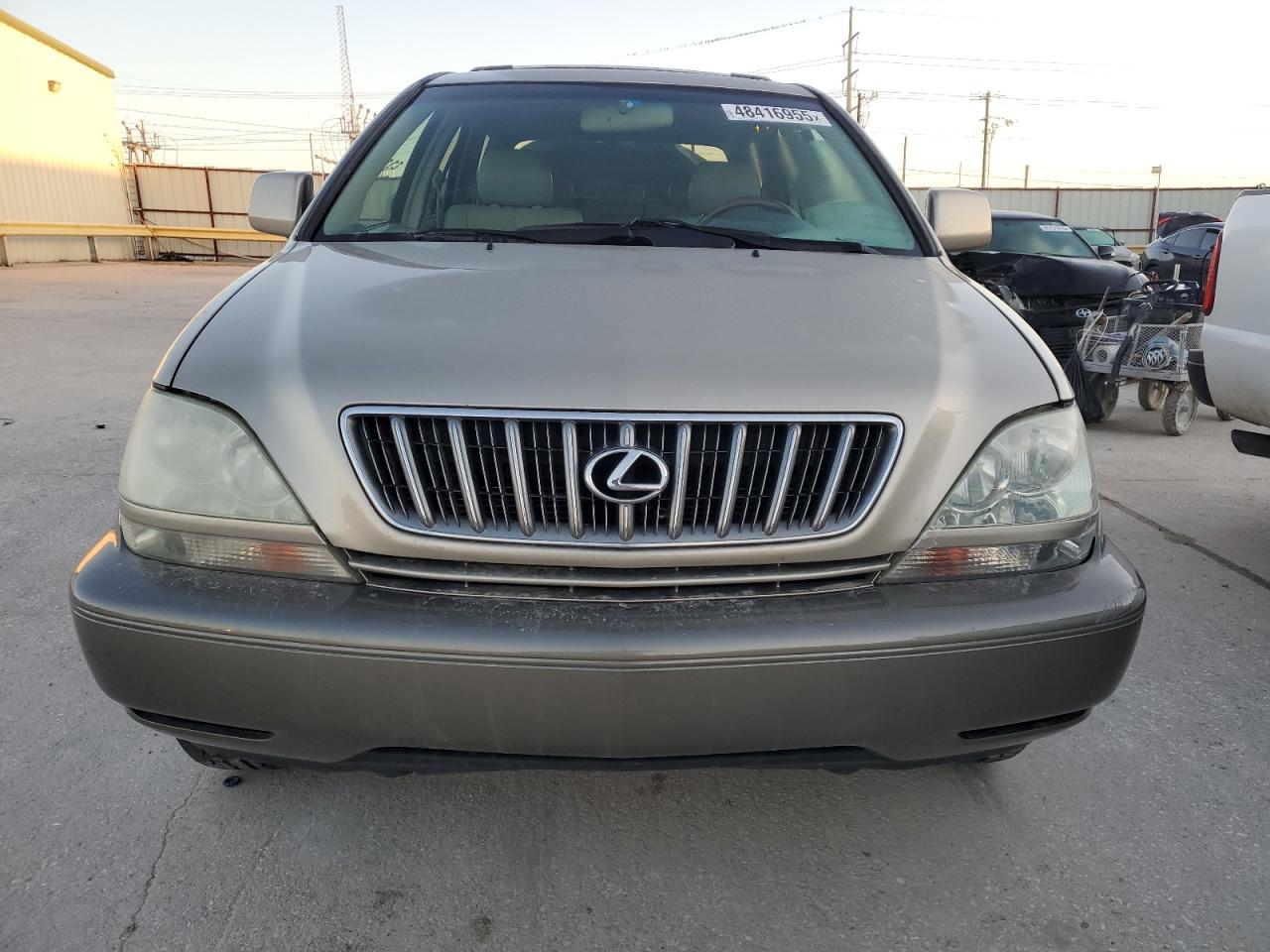 2001 Lexus RX VIN JTJGF10UX10083800 Copart auction photo, minor dent/scratches damage thumbnail 5