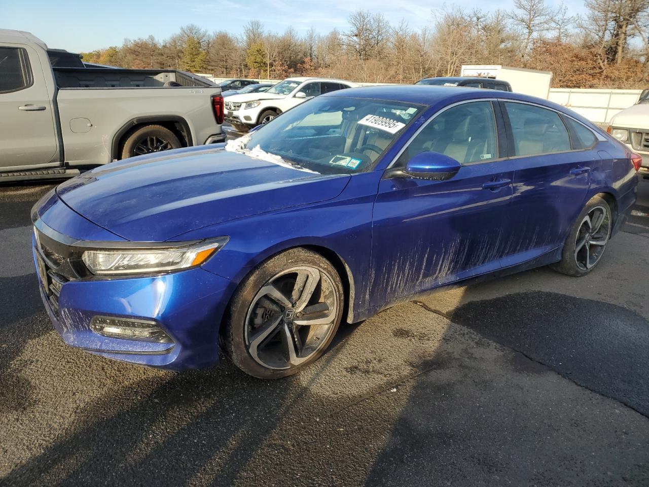 2018 Honda Accord VIN 1HGCV1F35JA105345