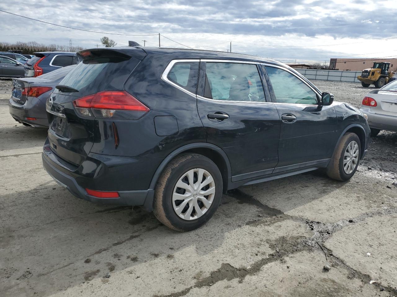 2017 Nissan Rogue VIN 5N1AT2MT3HC755807 Copart auction photo, side / undercarriage damage thumbnail 3