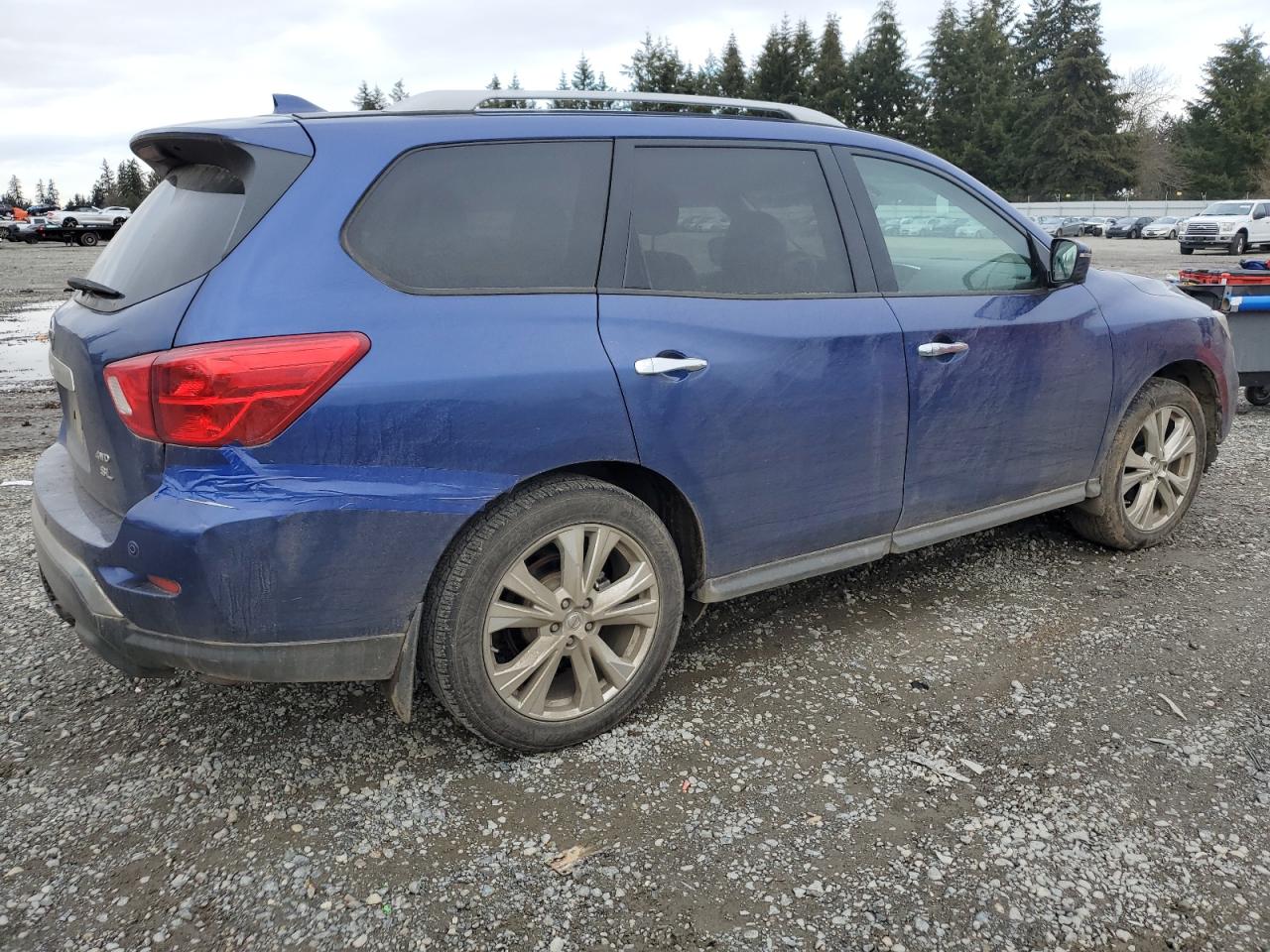 2019 Nissan Pathfinder VIN 5N1DR2MM7KC597581 Copart auction photo, rear end damage thumbnail 3