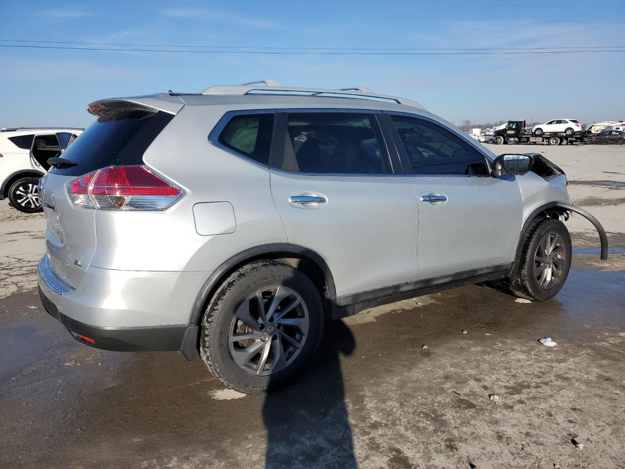 2016 Nissan Rogue VIN 5N1AT2MT8GC734465 Copart auction photo, front end / side damage thumbnail 3