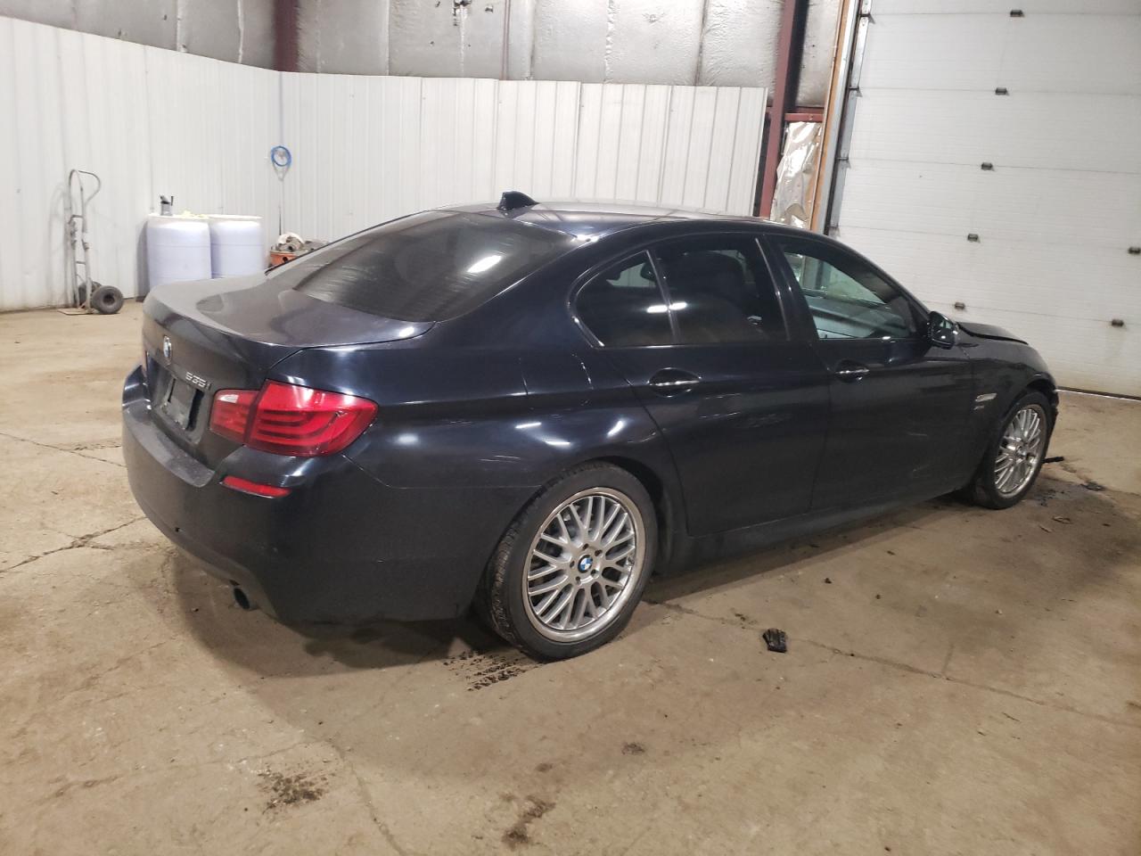 2011 BMW 5er VIN WBAFU7C54BC779531 Copart auction photo, front end damage thumbnail 3