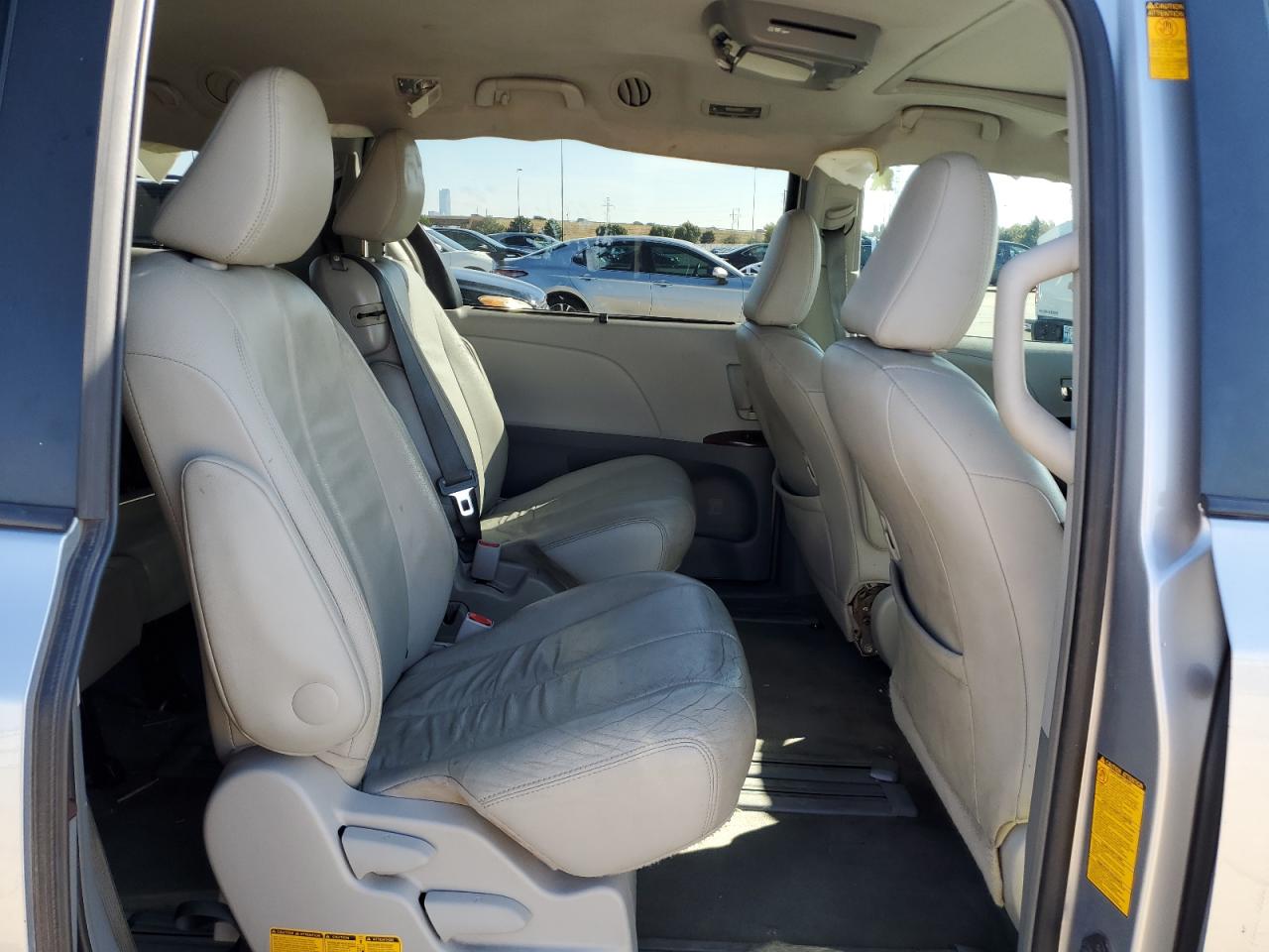 2014 Toyota Sienna VIN 5TDYK3DC5ES447799 Copart auction photo, side / front end damage thumbnail 11