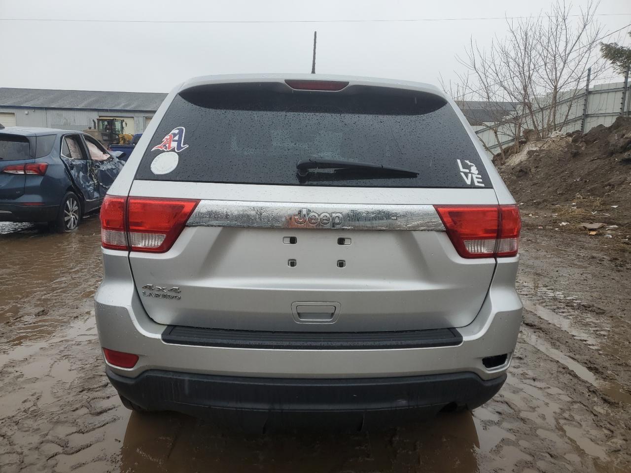 2013 Jeep Grand Cherokee VIN 1C4RJFAG7DC560685 Copart auction photo, front end / rear end damage thumbnail 6