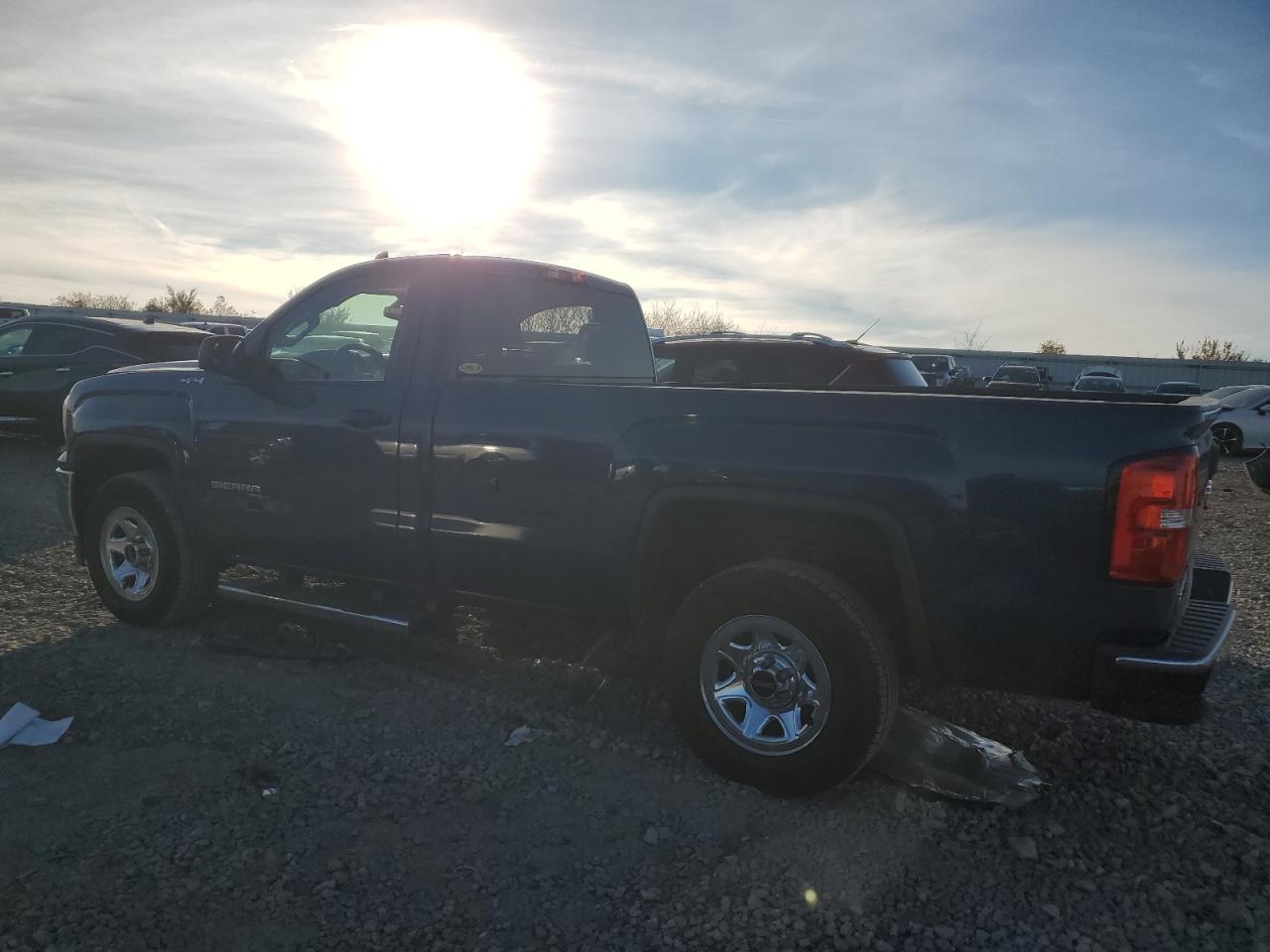 2016 GMC Sierra VIN 1GTN2LECXGZ247942 Copart auction photo, side / minor dent/scratches damage thumbnail 2