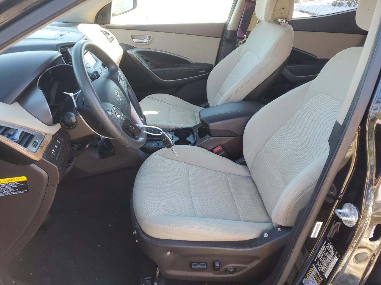 2015 Hyundai Santa Fe VIN 5XYZU3LBXFG264601 Copart auction photo, all over / minor dent/scratches damage thumbnail 7