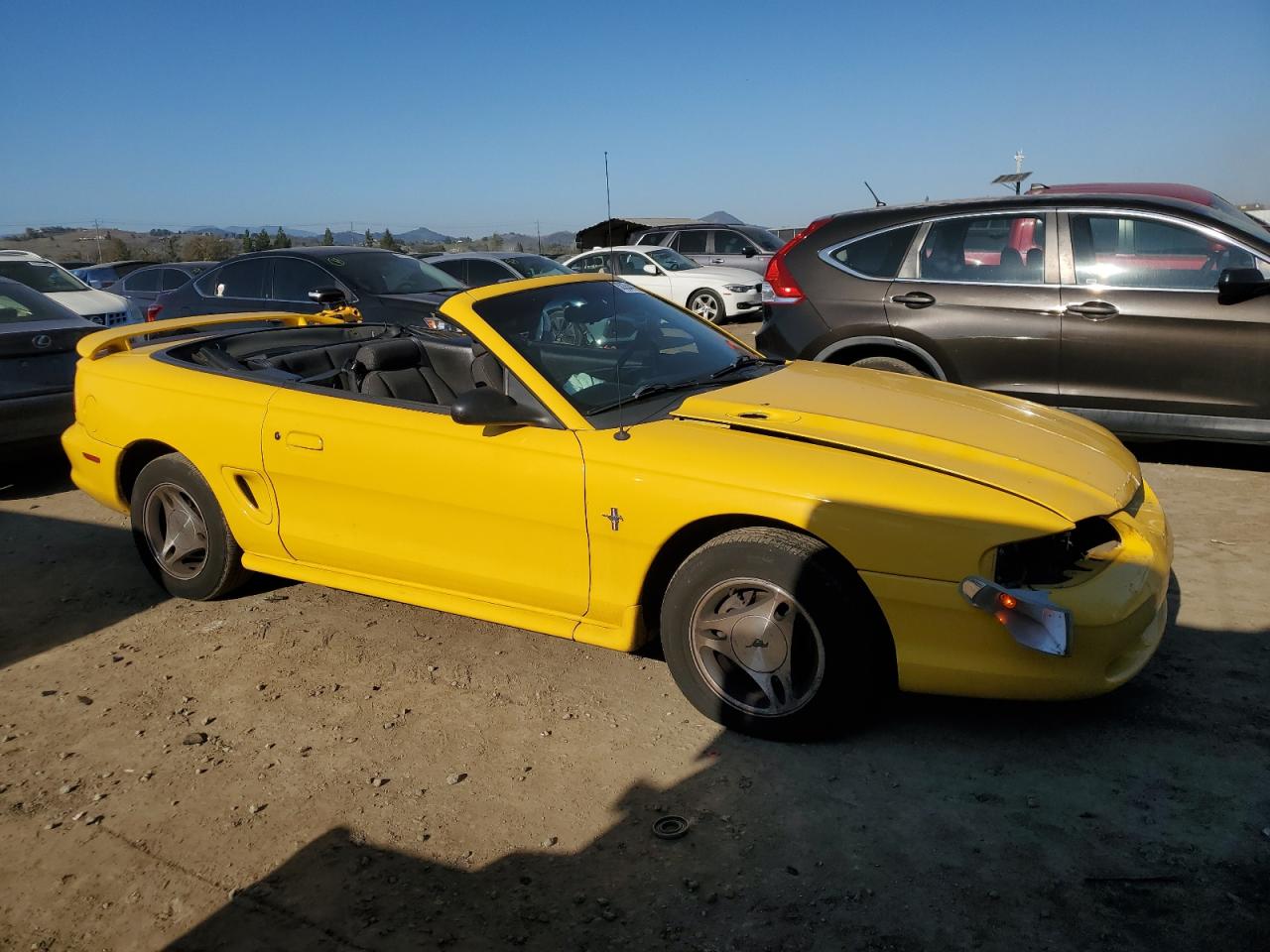 1998 Ford Mustang VIN 1FAFP444XWF208005 Copart auction photo, front end / side damage thumbnail 4