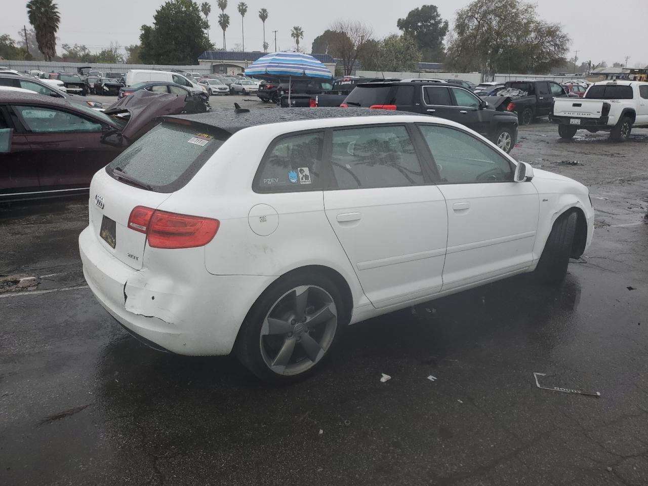 2012 Audi A3 VIN WAUKEAFM6CA038192 Copart auction photo, rear end / front end damage thumbnail 3