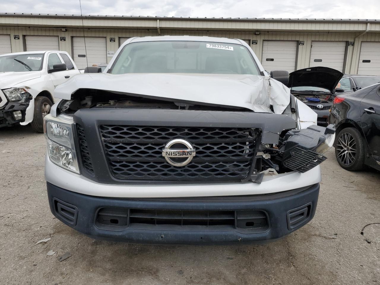 2017 Nissan Titan VIN 1N6AA1EK5HN524869 Copart auction photo, front end damage thumbnail 5