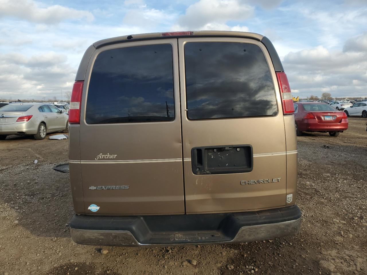 2004 Chevrolet Express VIN 1GBFG15X641214559 Copart auction photo, side / all over damage thumbnail 6