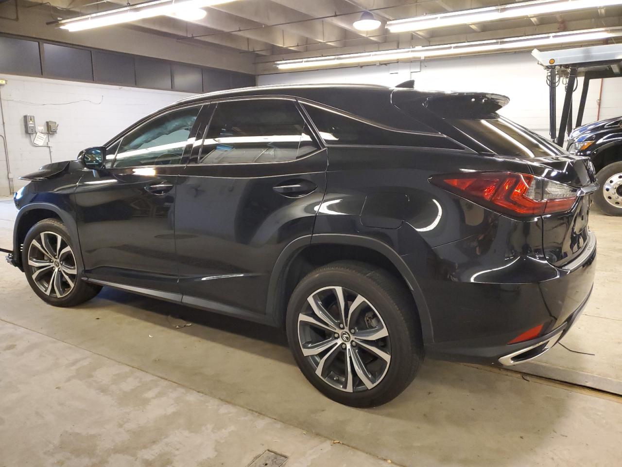 2022 Lexus RX VIN 2T2HZMDA4NC331935 Copart auction photo, front end damage thumbnail 2