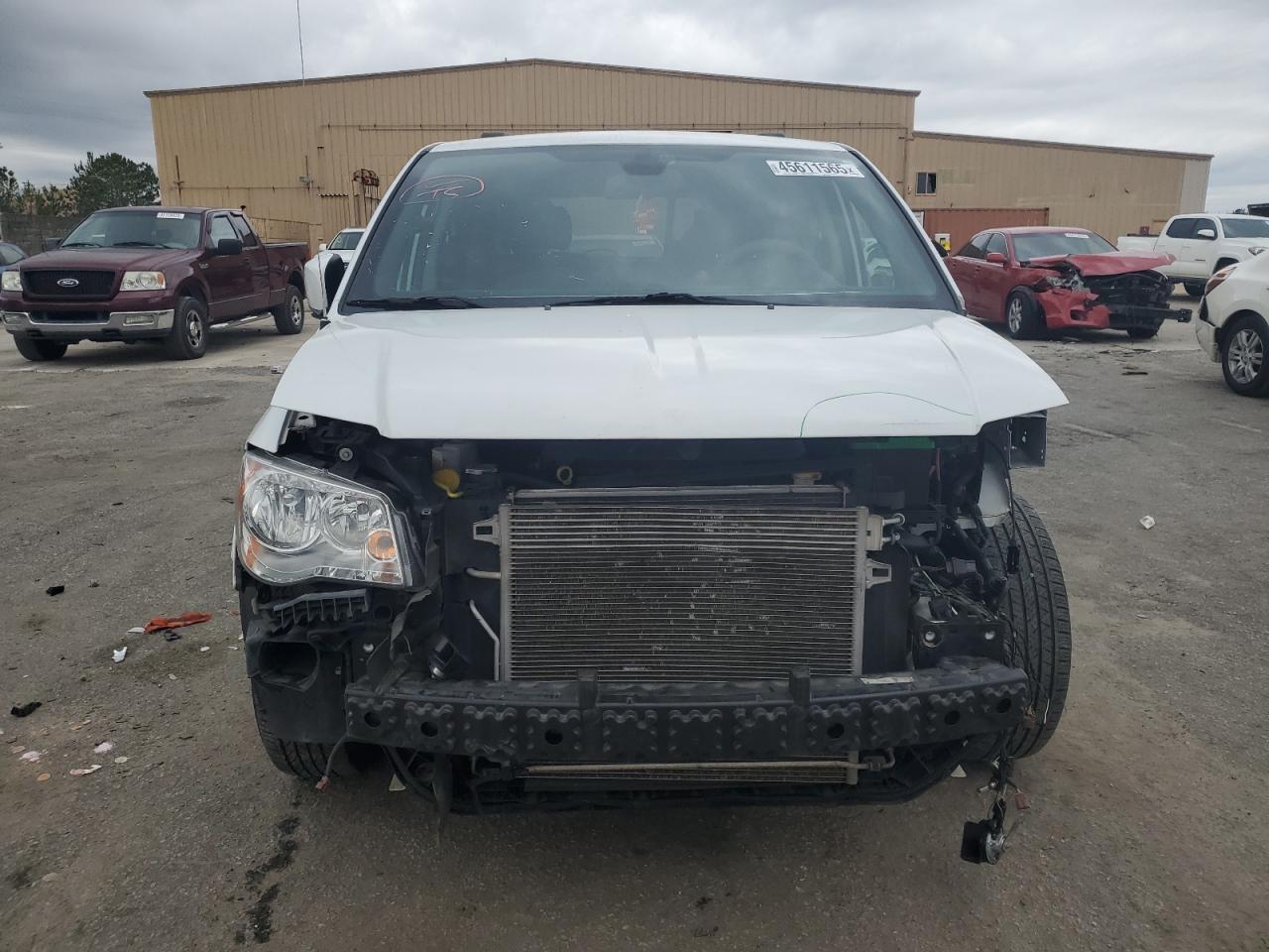 2019 Dodge Caravan VIN 2C4RDGCG9KR691616 Copart auction photo, front end damage thumbnail 5