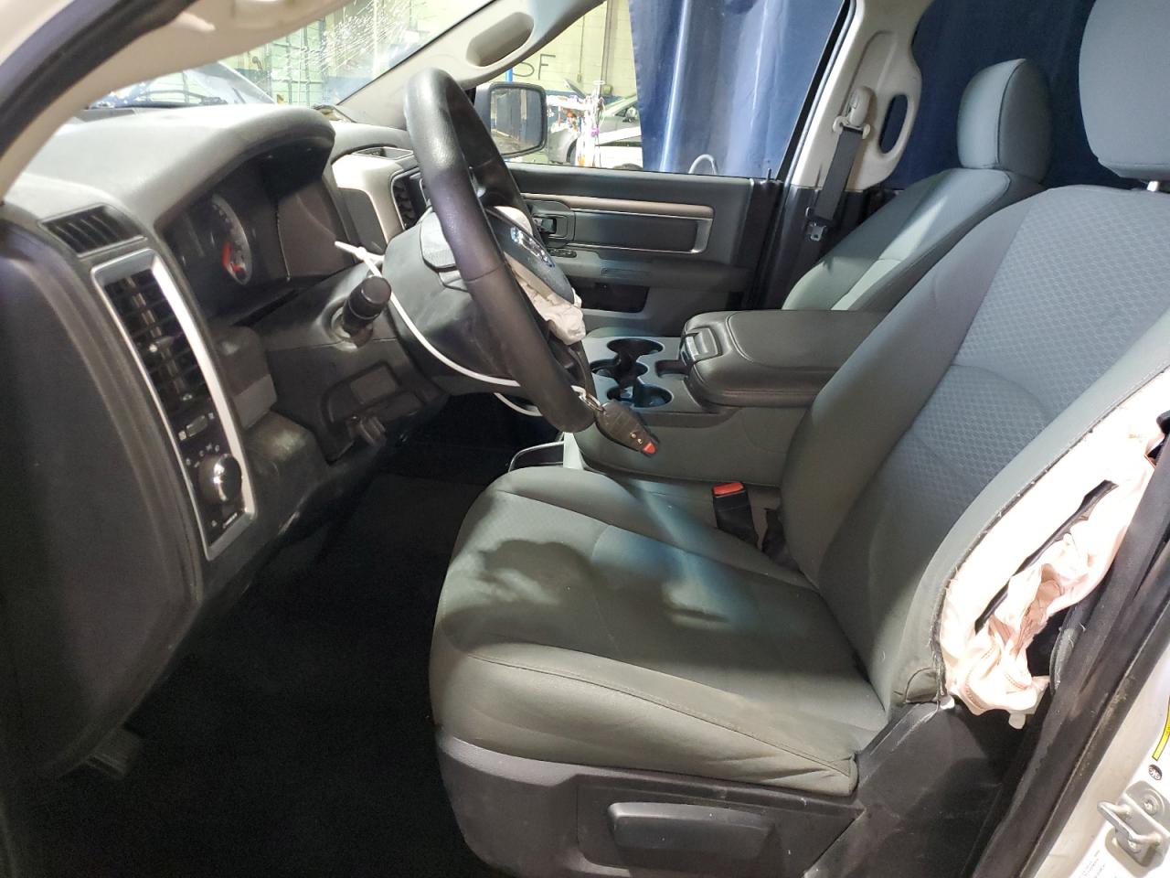 2014 RAM 2500 VIN 3C6TR5DT3EG318452 Copart auction photo, side / front end damage thumbnail 7