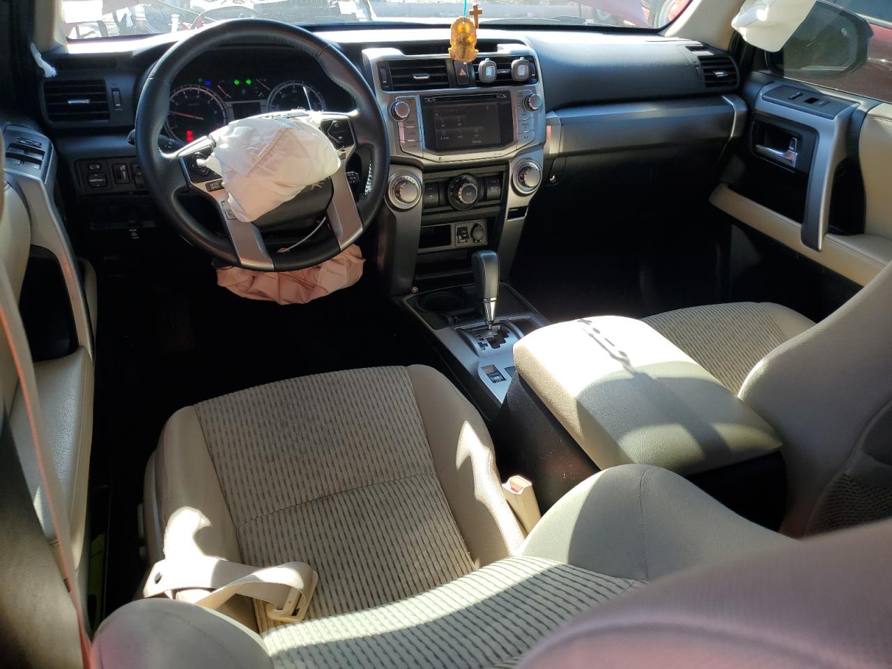 2015 Toyota 4Runner VIN JTEZU5JR7F5088610 Copart auction photo, front end damage thumbnail 8