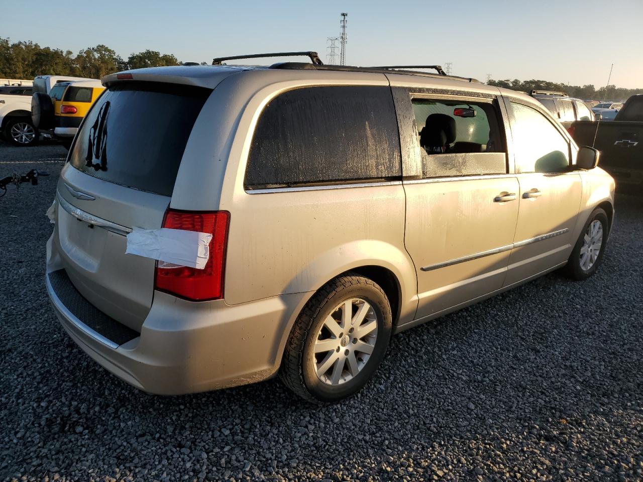 2014 Chrysler Town & Country VIN 2C4RC1BG1ER207086 Copart auction photo, water/flood damage thumbnail 3