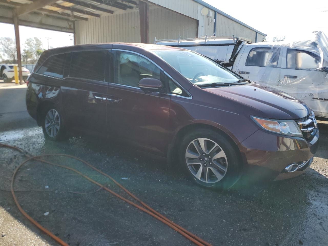 2015 Honda Odyssey VIN 5FNRL5H95FB084602 Copart auction photo, side damage thumbnail 4