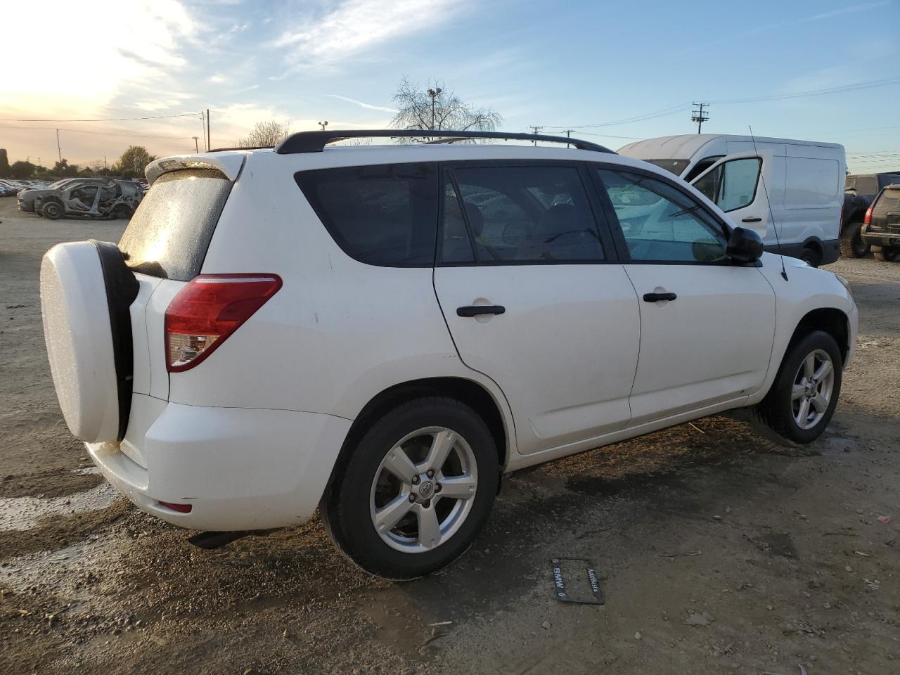 2006 Toyota RAV 4 VIN JTMZD33V865028466 Copart auction photo, rear end / side damage thumbnail 3