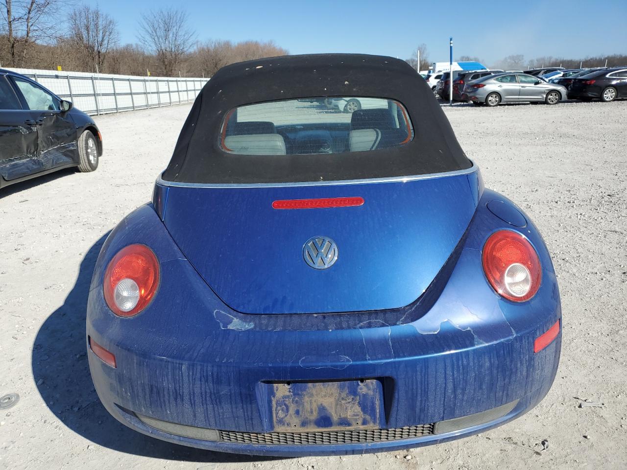 2007 Volkswagen Beetle VIN 3VWRF31Y07M408823 Copart auction photo, front end damage thumbnail 6