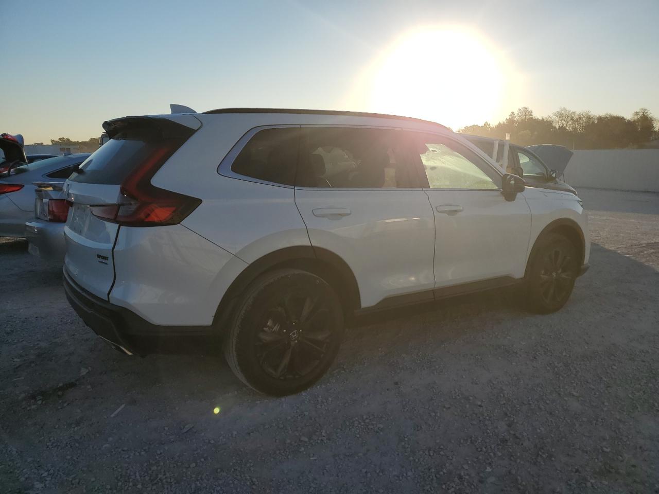 2023 Honda CR-V VIN 7FARS6H95PE014984 Copart auction photo, side / rear end damage thumbnail 3