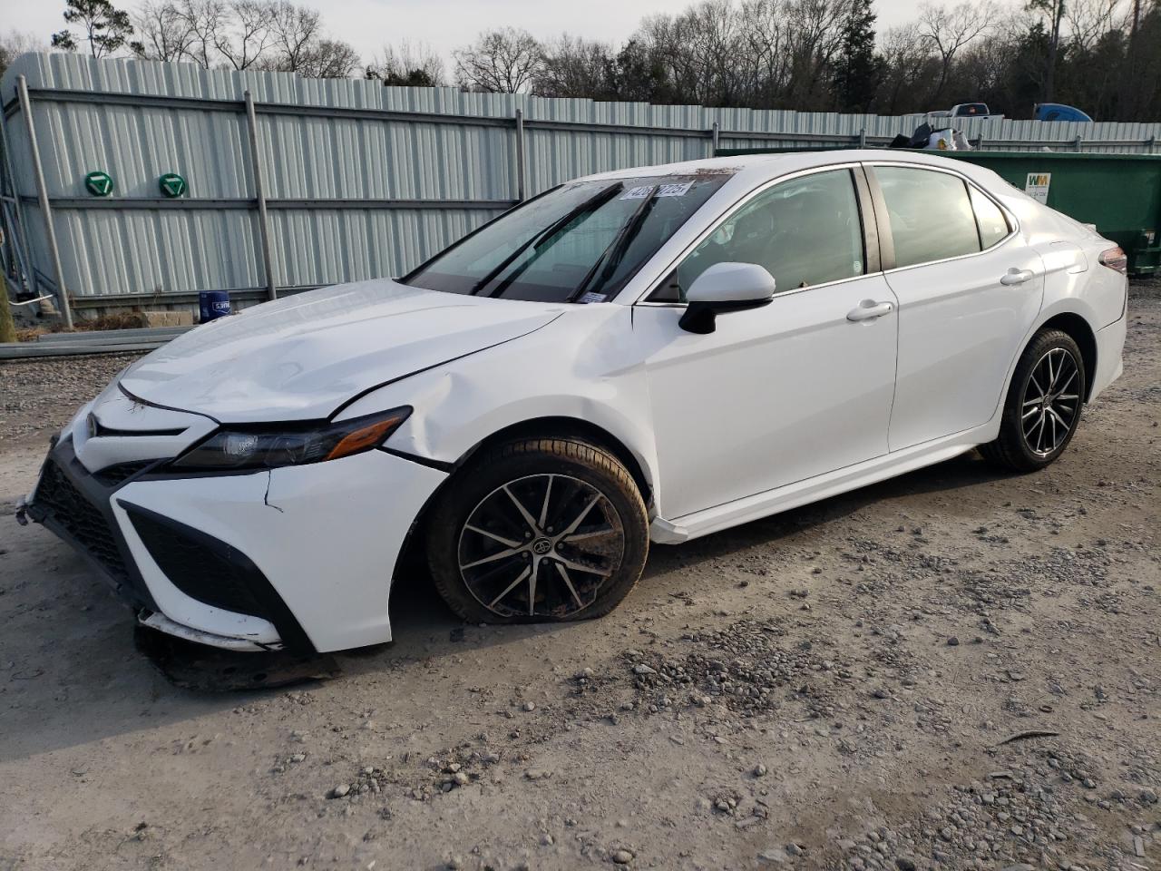2021 Toyota Camry VIN 4T1G11AK1MU542476
