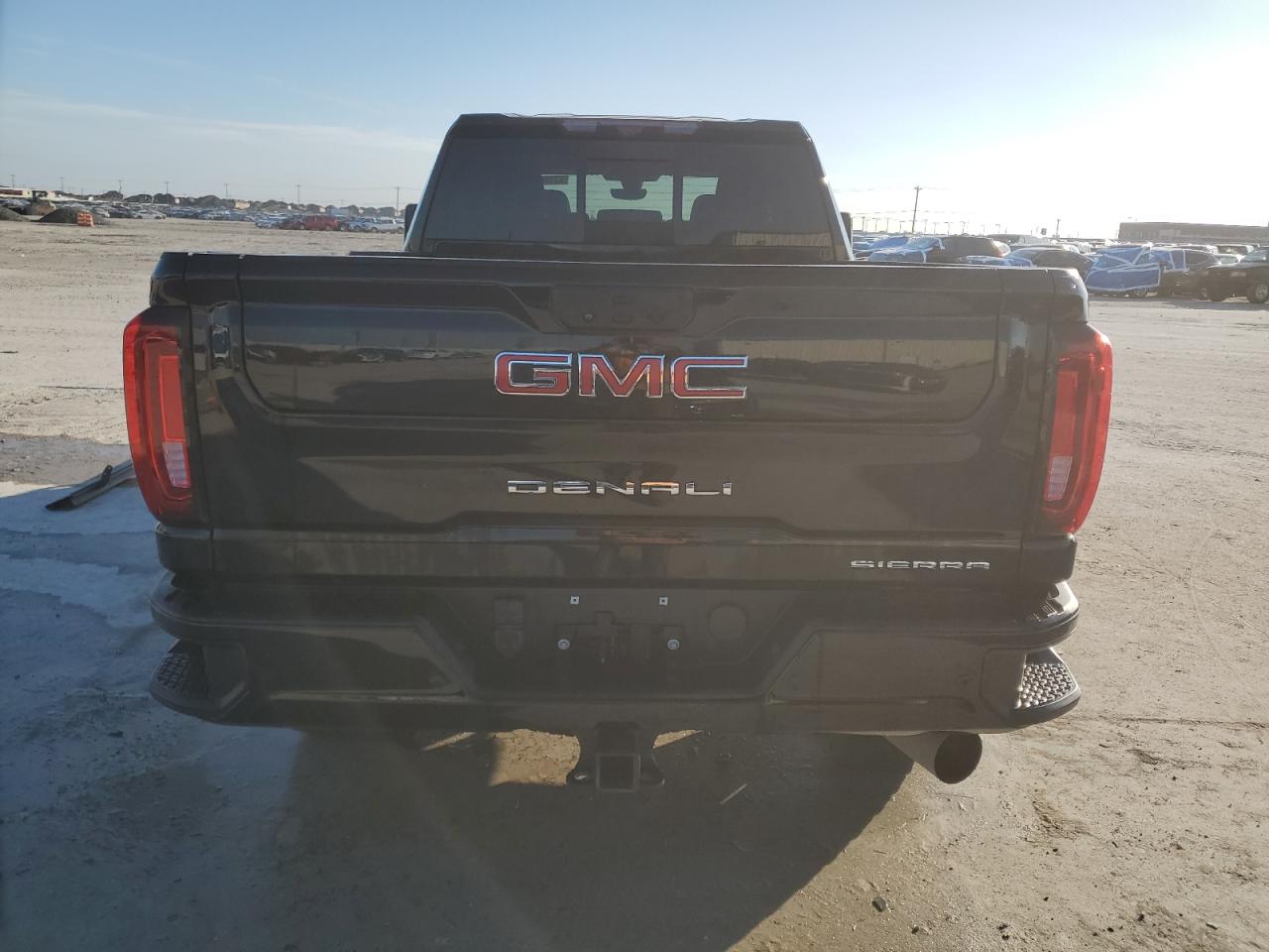 2022 GMC Sierra VIN 1GT49REY9NF184594 Copart auction photo, side / minor dent/scratches damage thumbnail 6