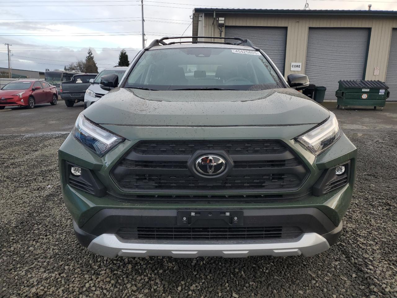 2024 Toyota RAV 4 VIN 2T3J1RFV9RW484915 Copart auction photo, front end / side damage thumbnail 5