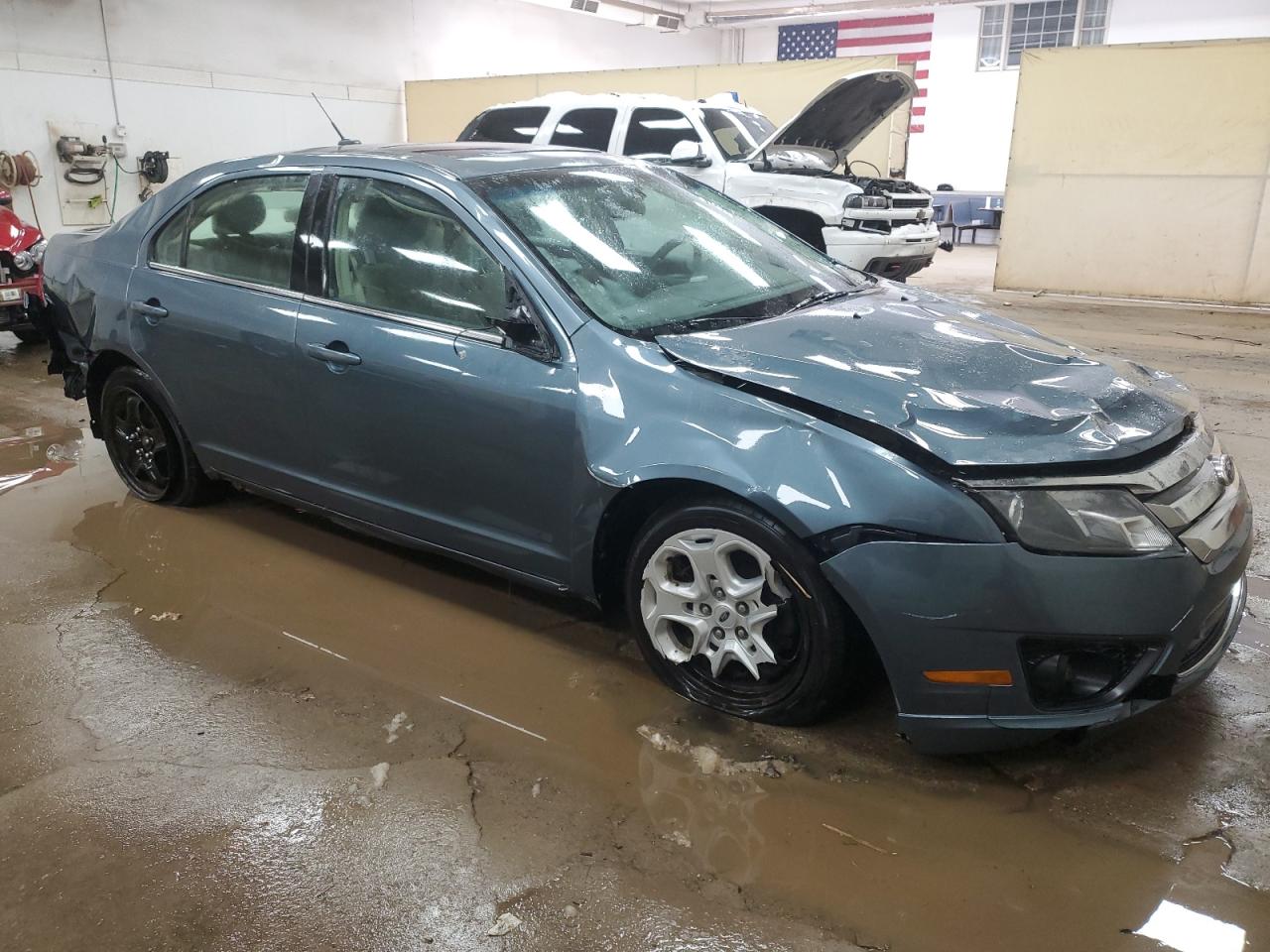 2011 Ford Fusion VIN 3FAHP0HAXBR106881 Copart auction photo, rollover damage thumbnail 4