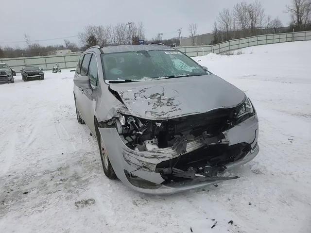 2019 Chrysler Pacifica VIN 2C4RC1BG7KR554787 Copart auction photo, front end damage thumbnail 11