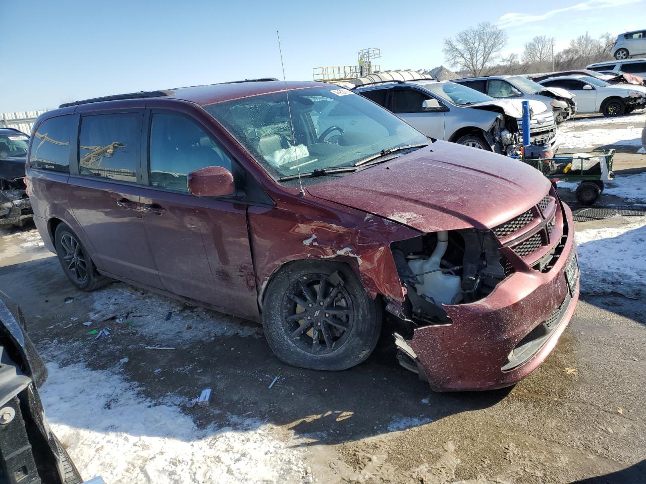 2019 Dodge Caravan VIN 2C4RDGEG7KR790223 Copart auction photo, front end damage thumbnail 4