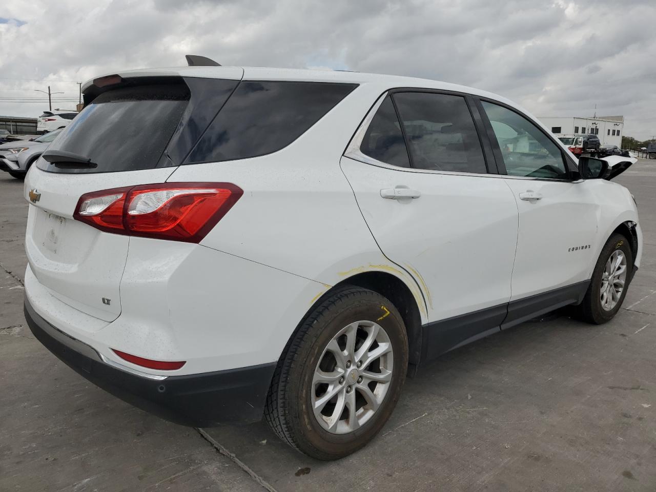 2019 Chevrolet Equinox VIN 2GNAXKEV8K6111610 Copart auction photo, front end damage thumbnail 3