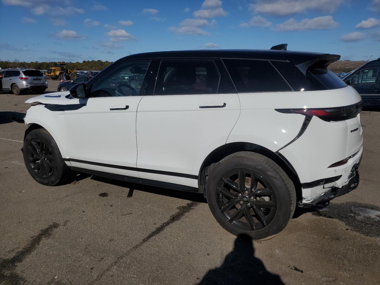 2024 Land Rover Range Rover VIN SALZL2FX6RH261333 Copart auction photo, front end / rear end damage thumbnail 2