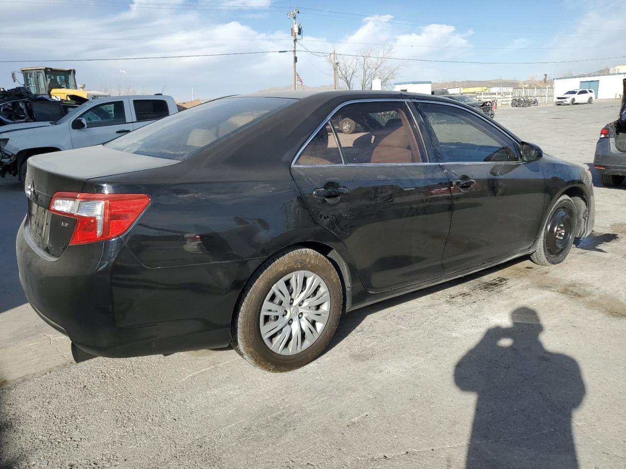 2012 Toyota Camry VIN 4T1BF1FK1CU025472 Copart auction photo, front end / side damage thumbnail 3