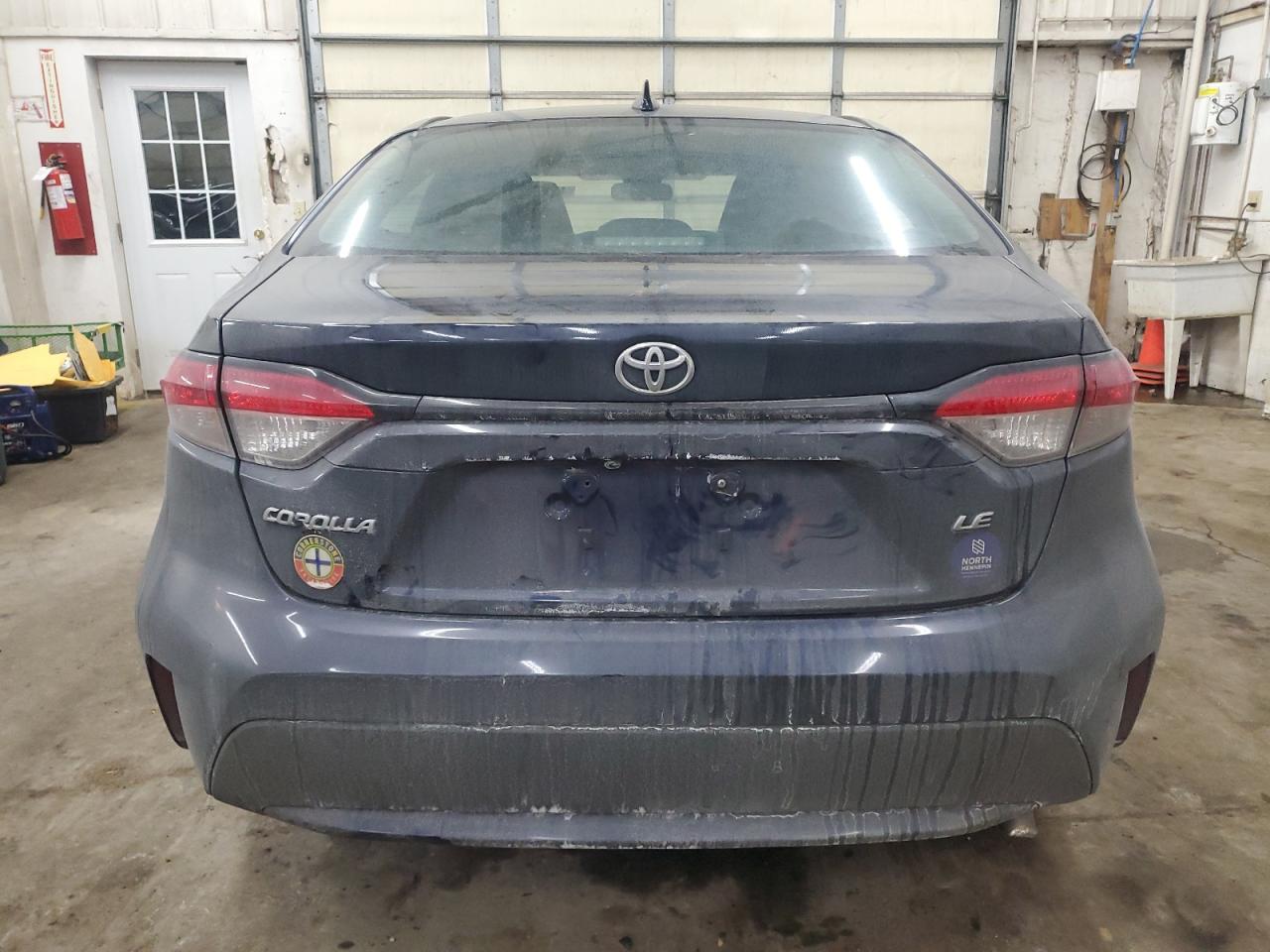 2021 Toyota Corolla VIN 5YFEPMAE1MP232671 Copart auction photo, side / rear end damage thumbnail 6
