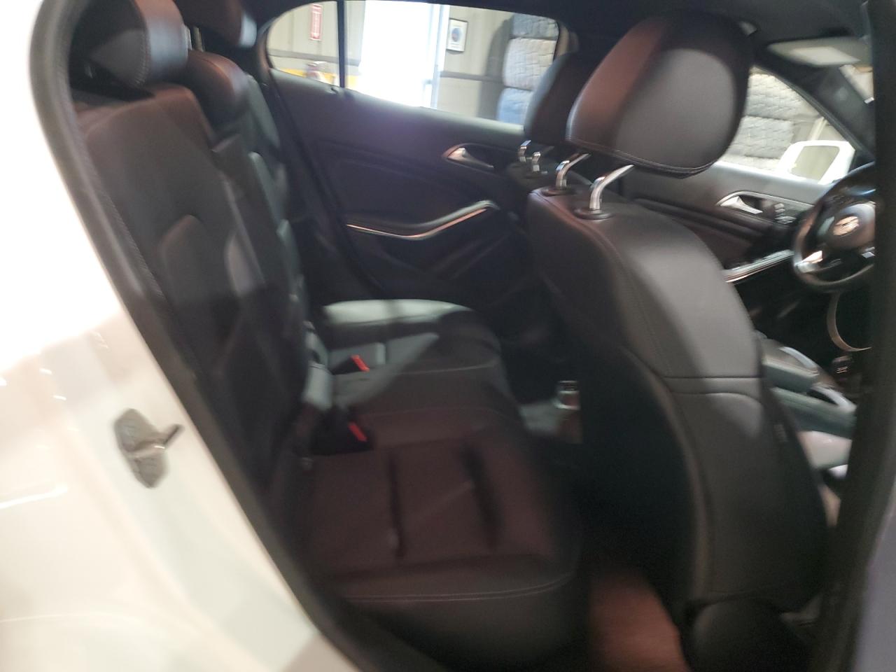 2019 Mercedes-Benz GLA-klasse VIN WDCTG4EB7KU018365 Copart auction photo, front end / side damage thumbnail 11
