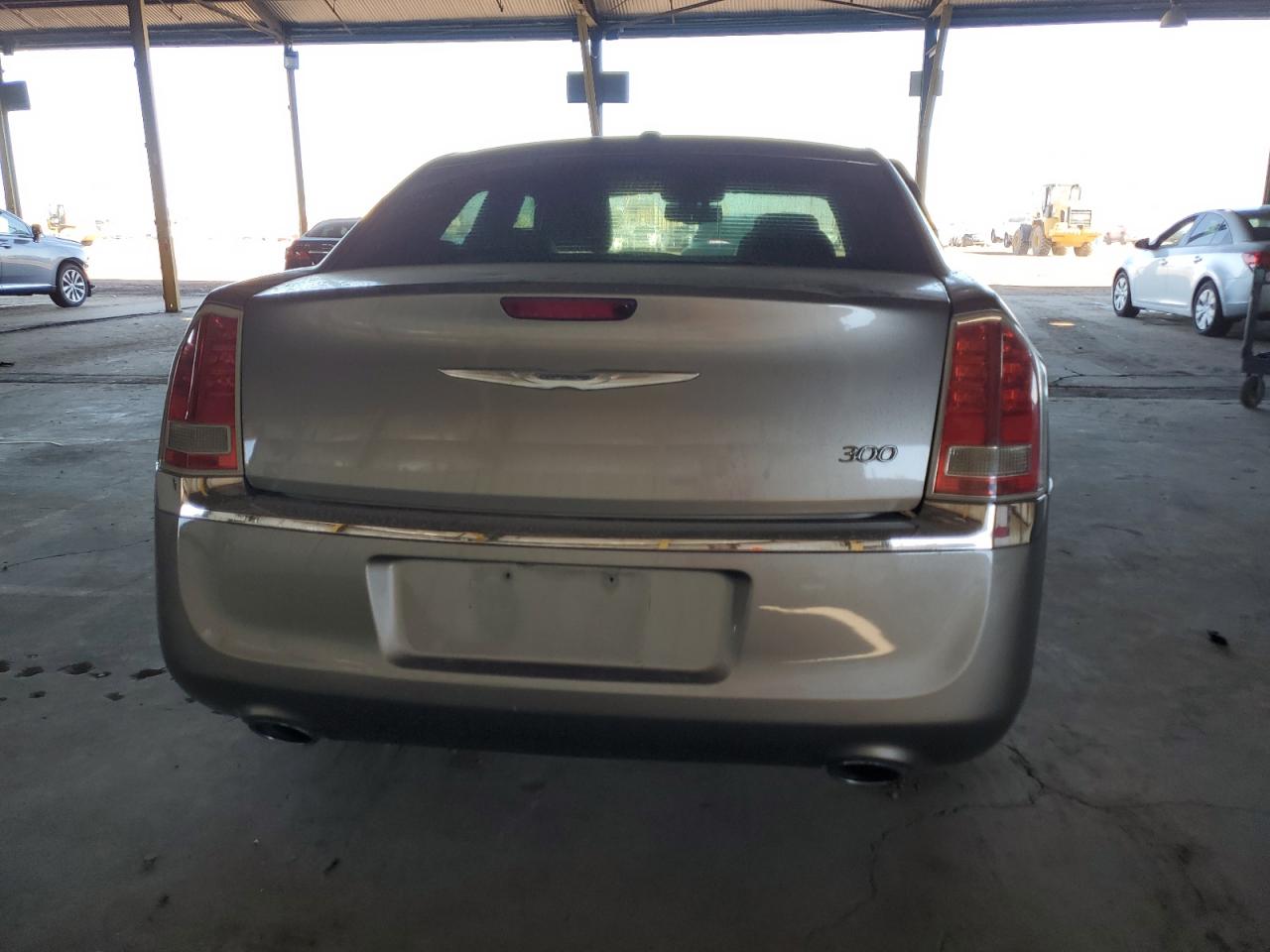 2014 Chrysler 300 VIN 2C3CCAAG2EH160328 Copart auction photo, side damage thumbnail 6