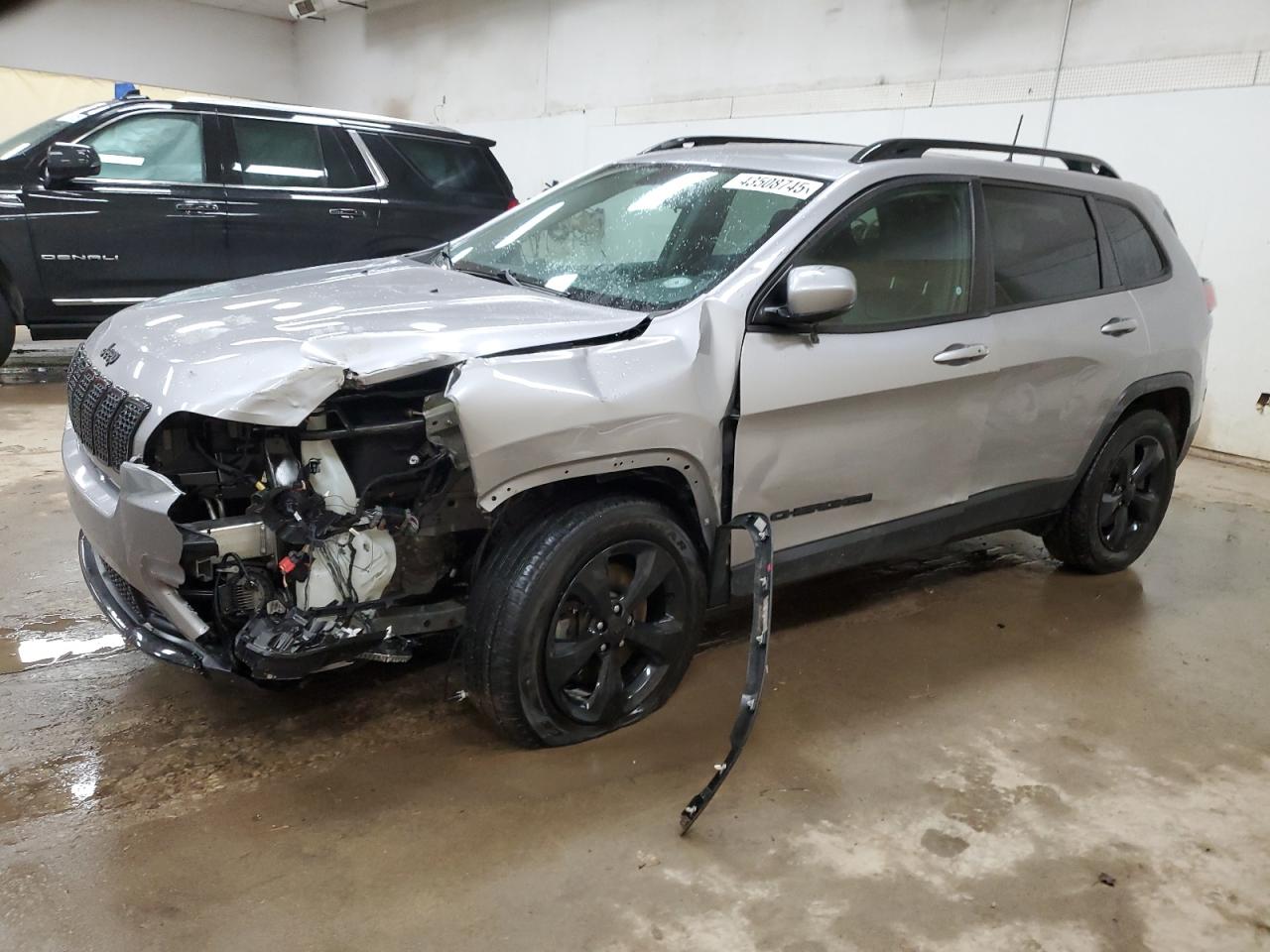 2019 Jeep Grand Cherokee VIN 1C4PJMLX5KD328313