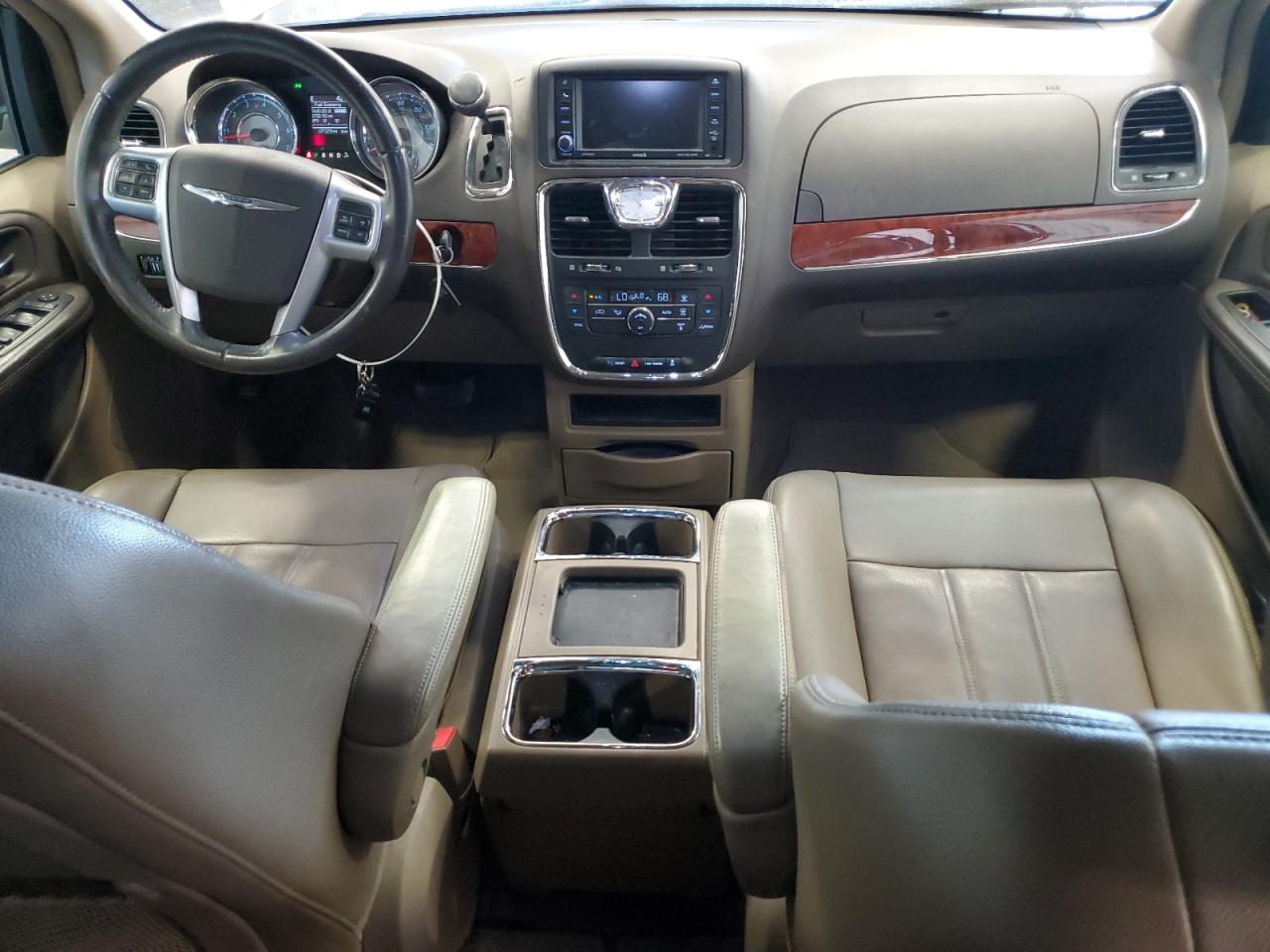 2013 Chrysler Town & Country VIN 2C4RC1BG5DR802053 Copart auction photo, side damage thumbnail 8