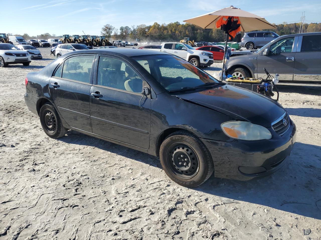 2008 Toyota Corolla VIN 1NXBR32E18Z946133 Copart auction photo, front end / side damage thumbnail 4