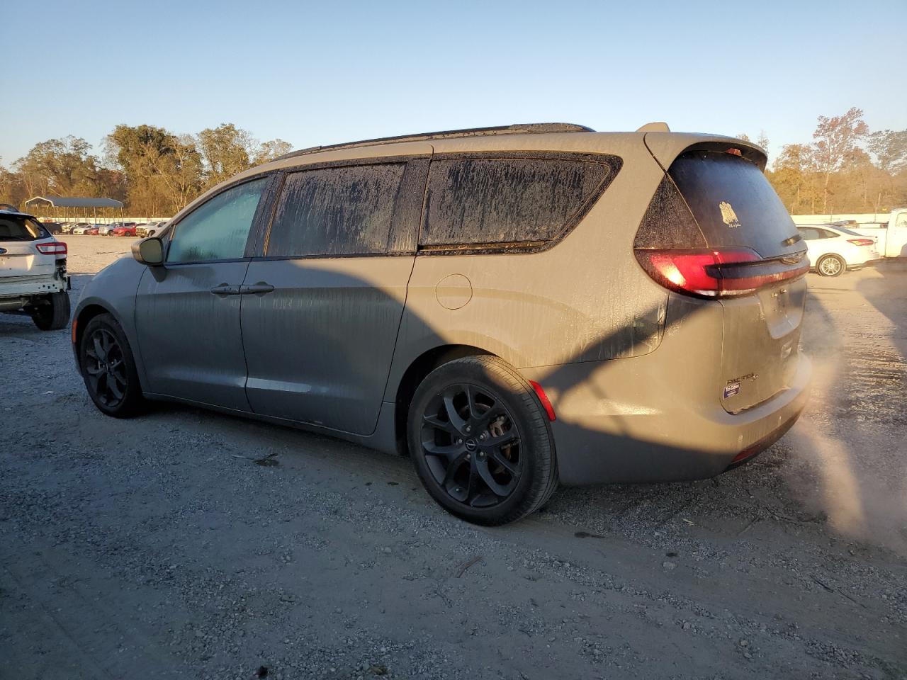 2021 Chrysler Pacifica VIN 2C4RC1BG2MR605390 Copart auction photo, top/roof damage thumbnail 2