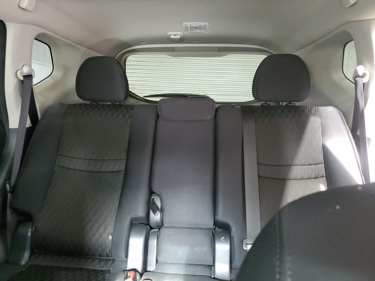 2017 Nissan Rogue VIN 5N1AT2MT3HC763499 Copart auction photo, all over / minor dent/scratches damage thumbnail 10