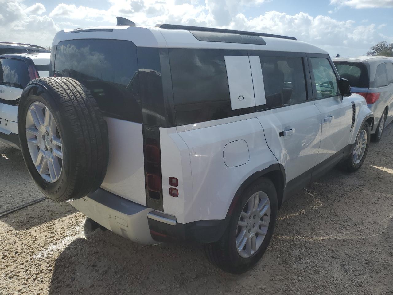 2024 Land Rover Defender VIN SALEJ7EX0R2341653 Copart auction photo, water/flood damage thumbnail 3