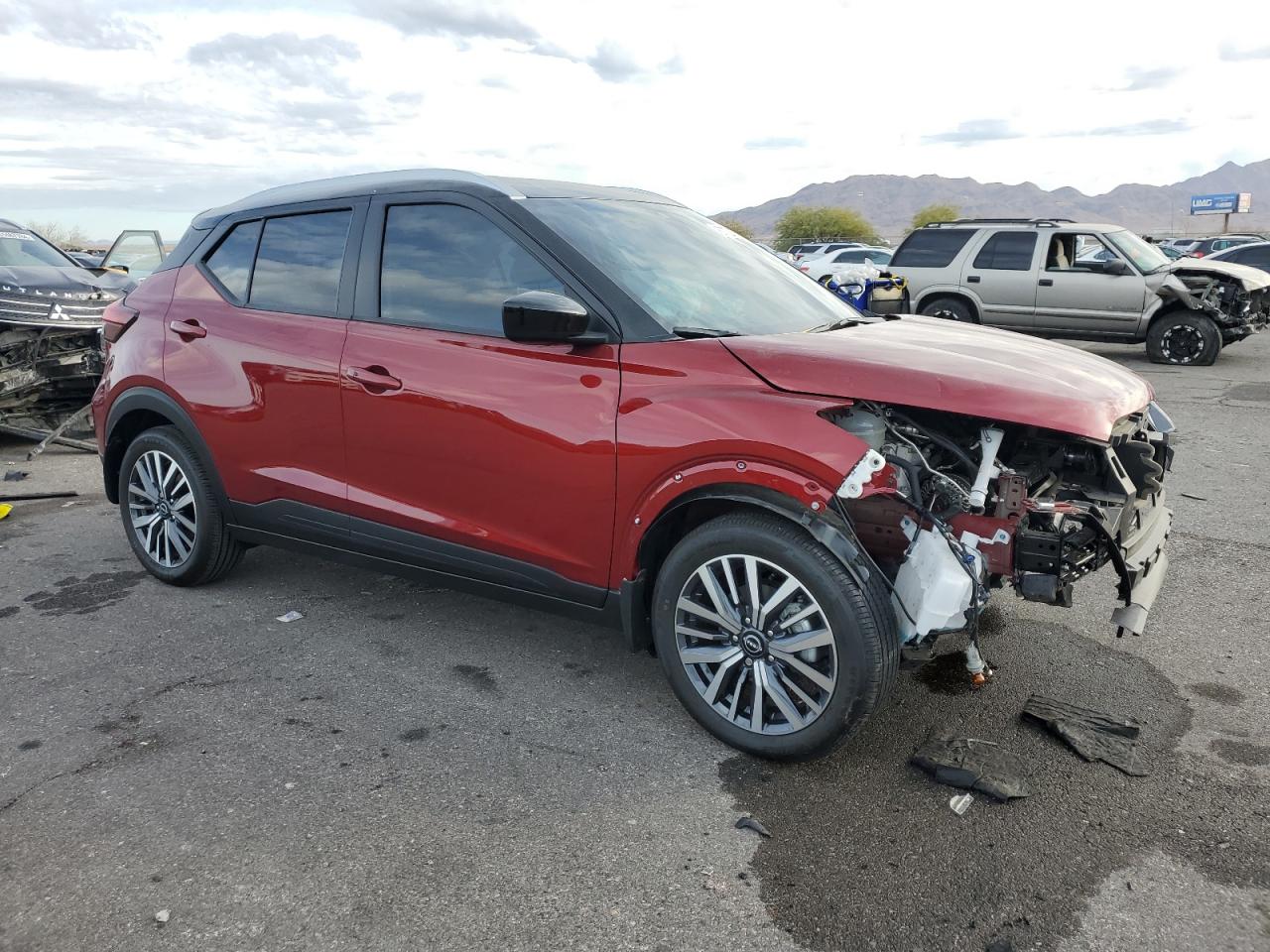 2024 Nissan Kicks VIN 3N1CP5CV8RL560879 Copart auction photo, front end damage thumbnail 4