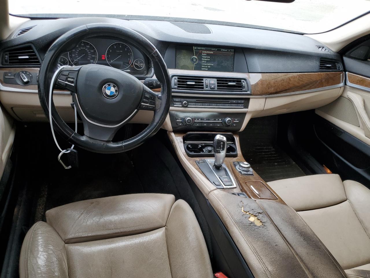 2011 BMW 5er VIN WBAFR1C59BDV81522 Copart auction photo, undercarriage damage thumbnail 8
