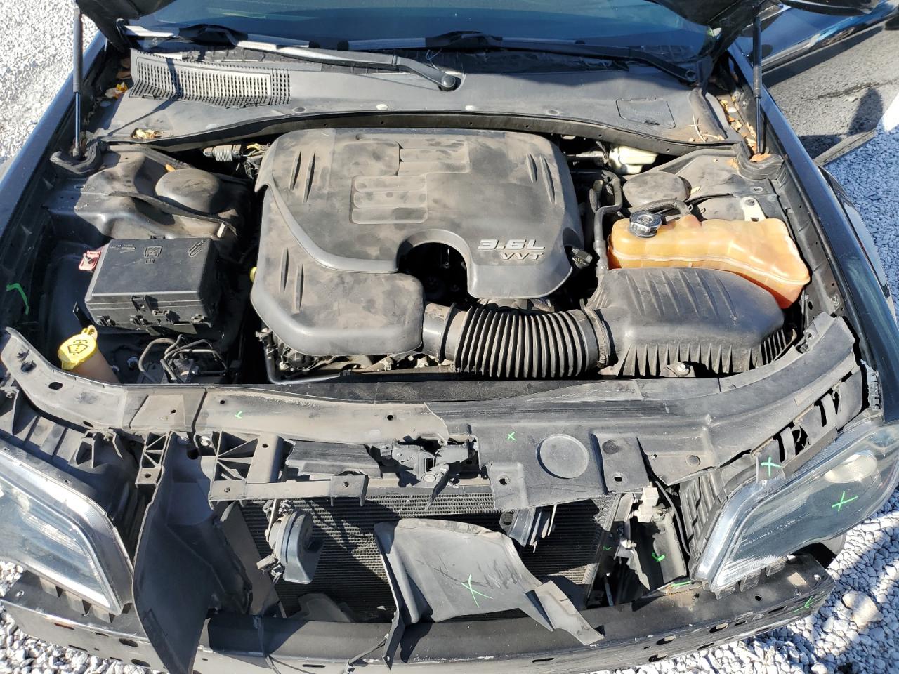 2014 Chrysler 300 VIN 2C3CCAAG4EH243730 Copart auction photo, front end damage thumbnail 11
