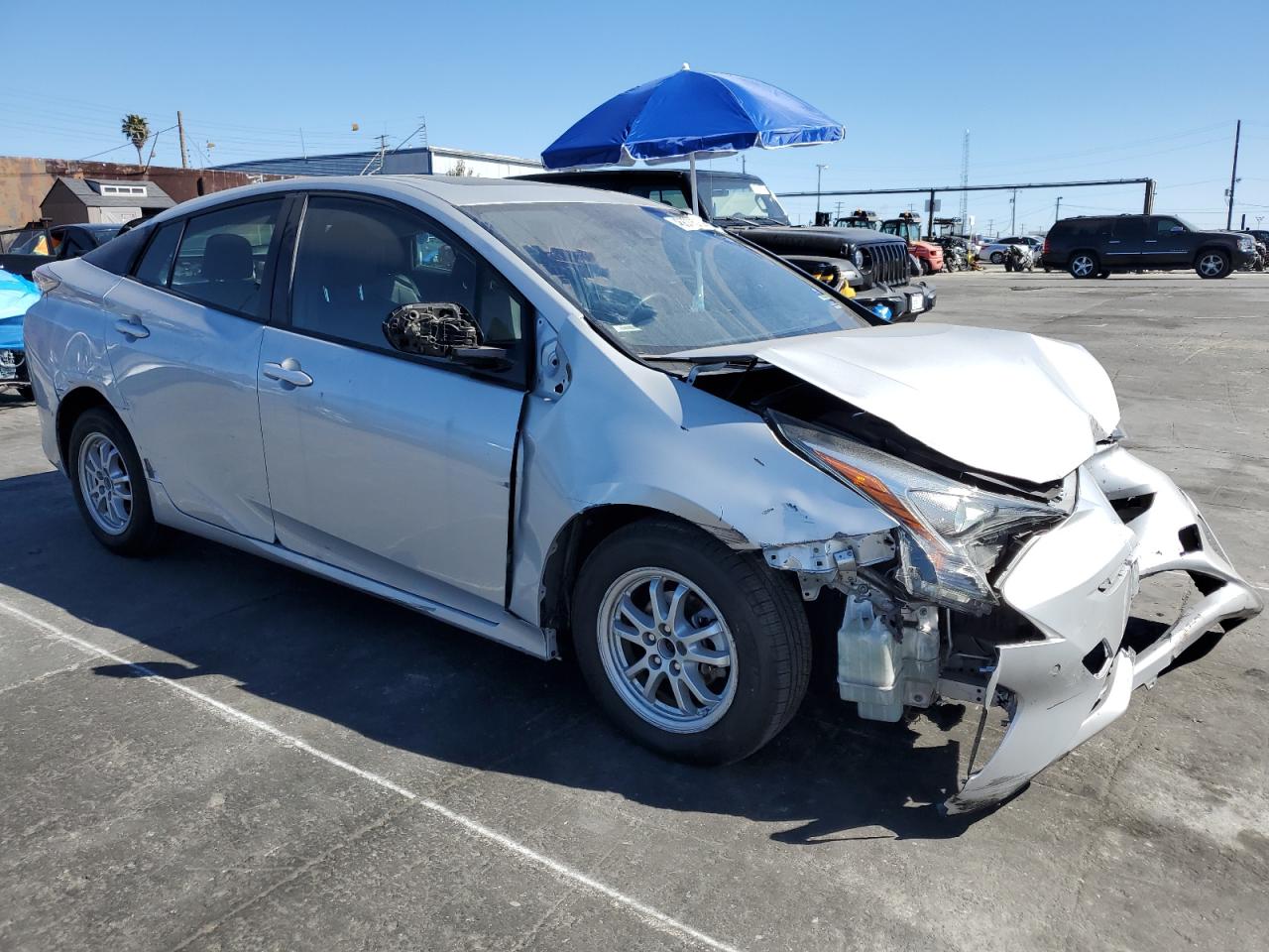 2016 Toyota Prius VIN JTDKARFU6G3004762 Copart auction photo, front end damage thumbnail 4