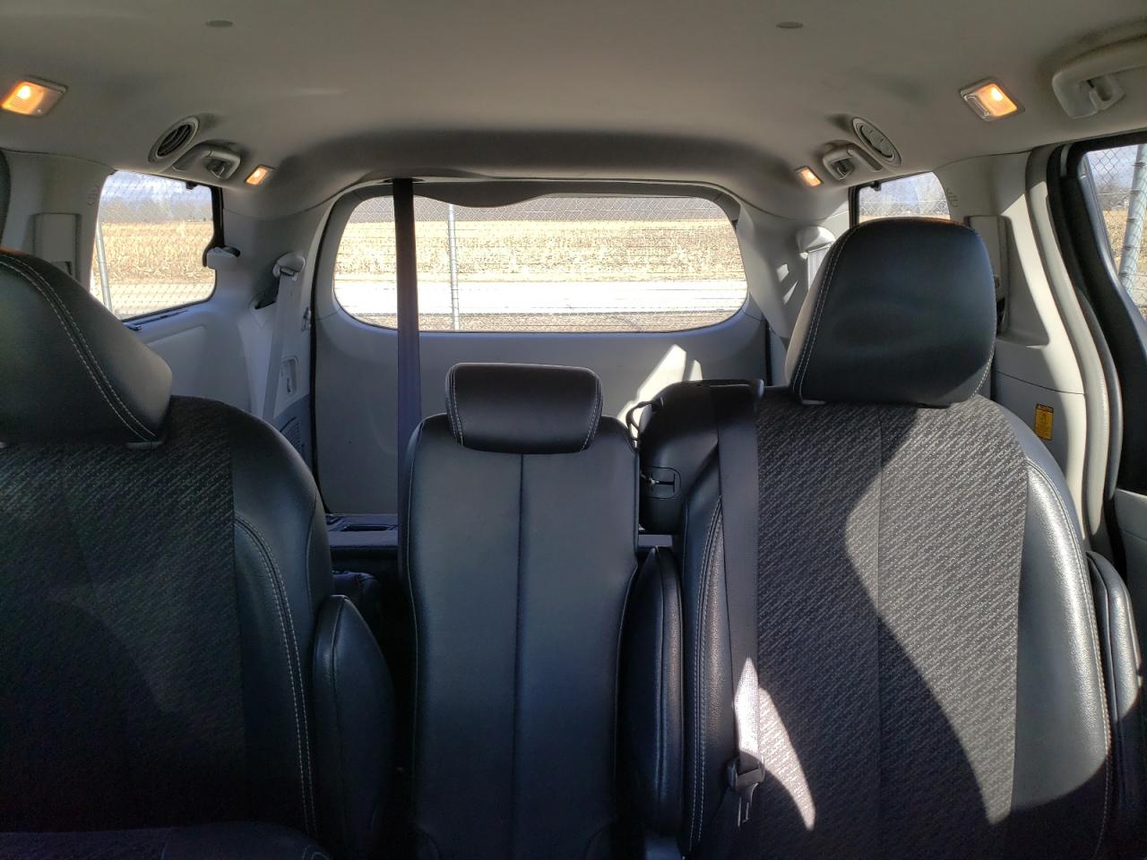 2012 Toyota Sienna VIN 5TDXK3DC7CS201314 Copart auction photo, front end / minor dent/scratches damage thumbnail 10