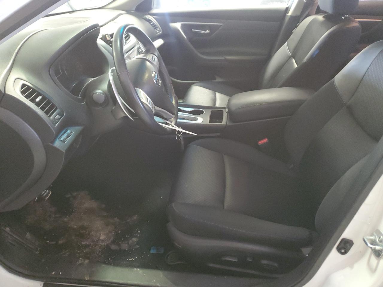 2017 Nissan Altima VIN 1N4AL3AP5HC145298 Copart auction photo, rear end / minor dent/scratches damage thumbnail 7
